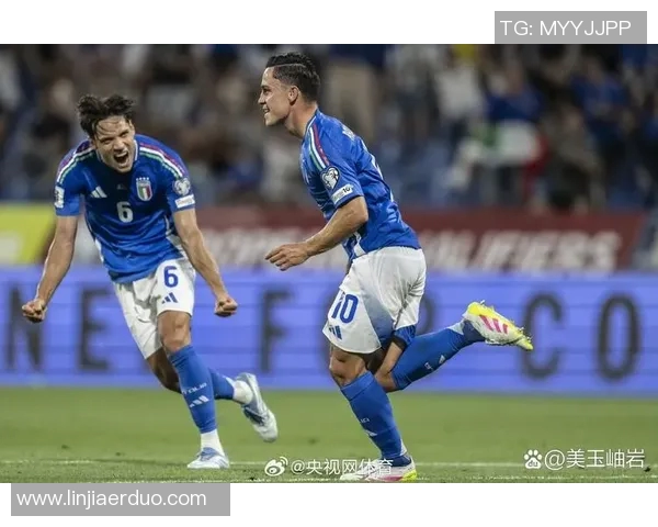 意大利与法国下半场激战回顾球员表现与战术分析全景呈现
