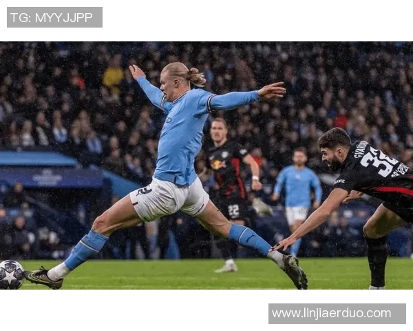 格瓦迪奥尔：年轻后卫的崛起与未来在国际足坛的无限可能性