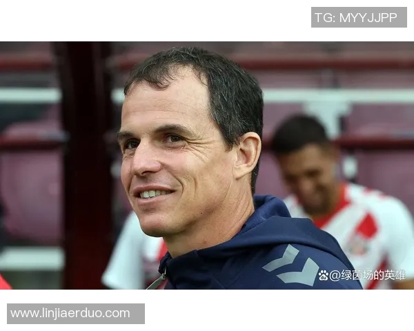 狼队对阵桑德兰精彩比赛直播全程回顾与分析 狼队对阵桑德兰精彩比赛直播全程回顾与分析