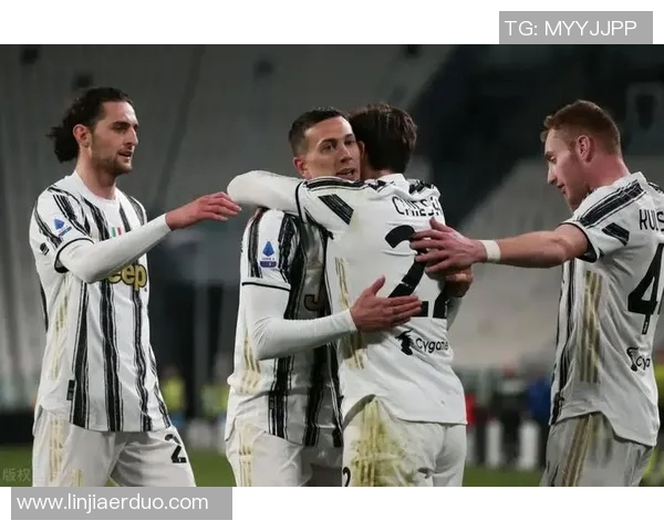 热那亚对决尤文图斯精彩直播中球迷热情高涨不容错过