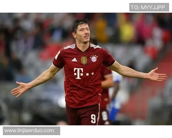 莱万重返老东家引发拜仁球迷愤怒声讨感叹忘恩负义情何以堪