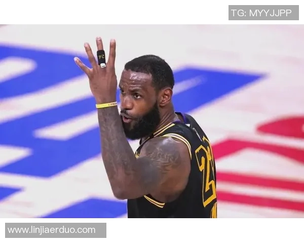 詹姆斯创造历史成就4万分1万板1万助的传奇之路