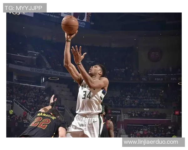 雄鹿与烈火对决球员名单分析及比赛前瞻详解